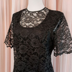 Vintage 80s Women's Serbin Dress Black Lace Midi Size 8P Event Formal